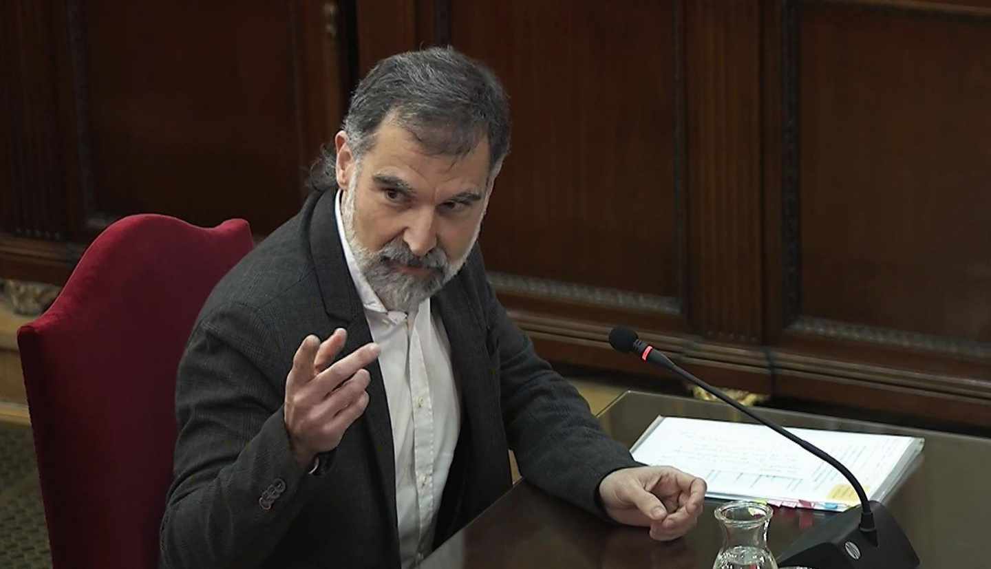 Jordi Cuixart pide el confinamiento total y carga contra "la sagrada unidad de España"