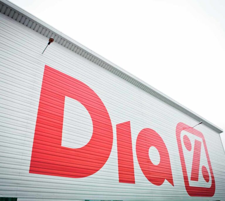Dia multiplica por nueve sus pérdidas hasta marzo y admite una "frágil posición"