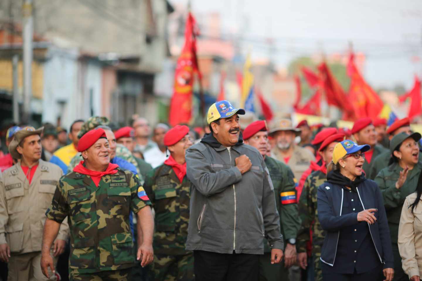 Diosdado Cabello (izquierda), junto a Nicolás Maduro durante una concentración chavista.