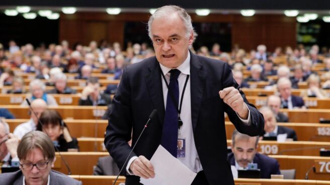 Ex ministros y sorayistas pelean por un puesto en la lista europea