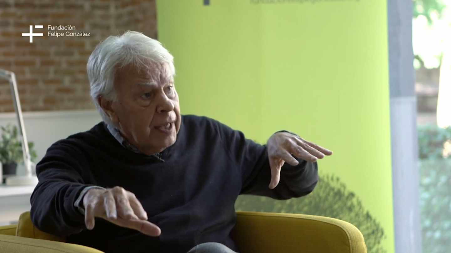 Felipe González: "No necesitamos relatores, me preocupa la degradación institucional"