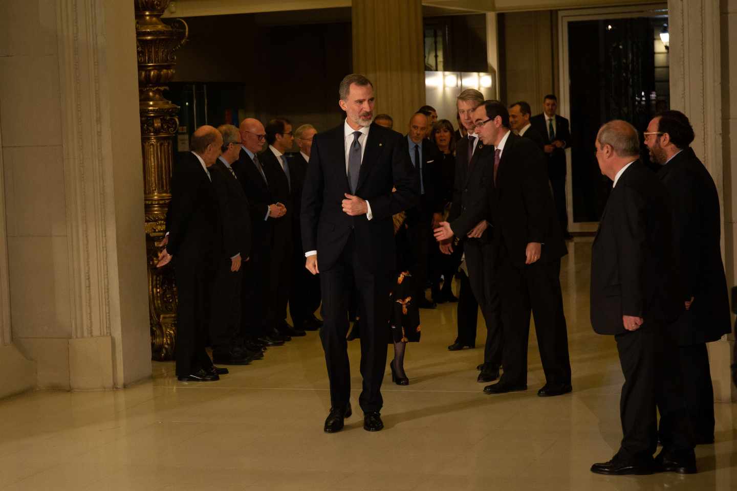 El rey Felipe VI, a su llegada al MWC en Barcelona.