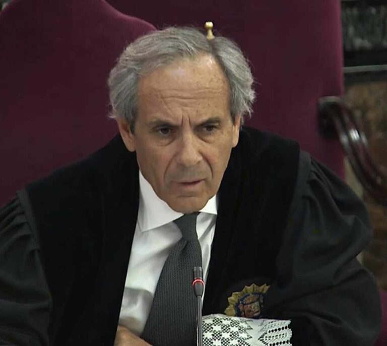 La Fiscalía pide investigar por falso testimonio al responsable de difusión de la Generalitat