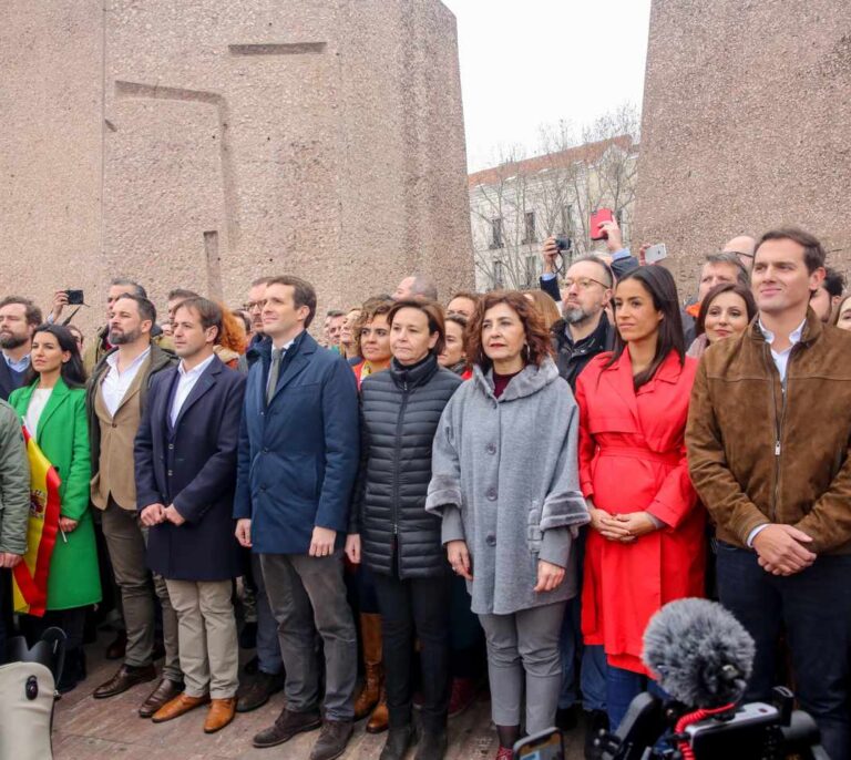 Las 'tres derechas', de mitin por la Euskadi de las "manos de sangre" y los "privilegios"