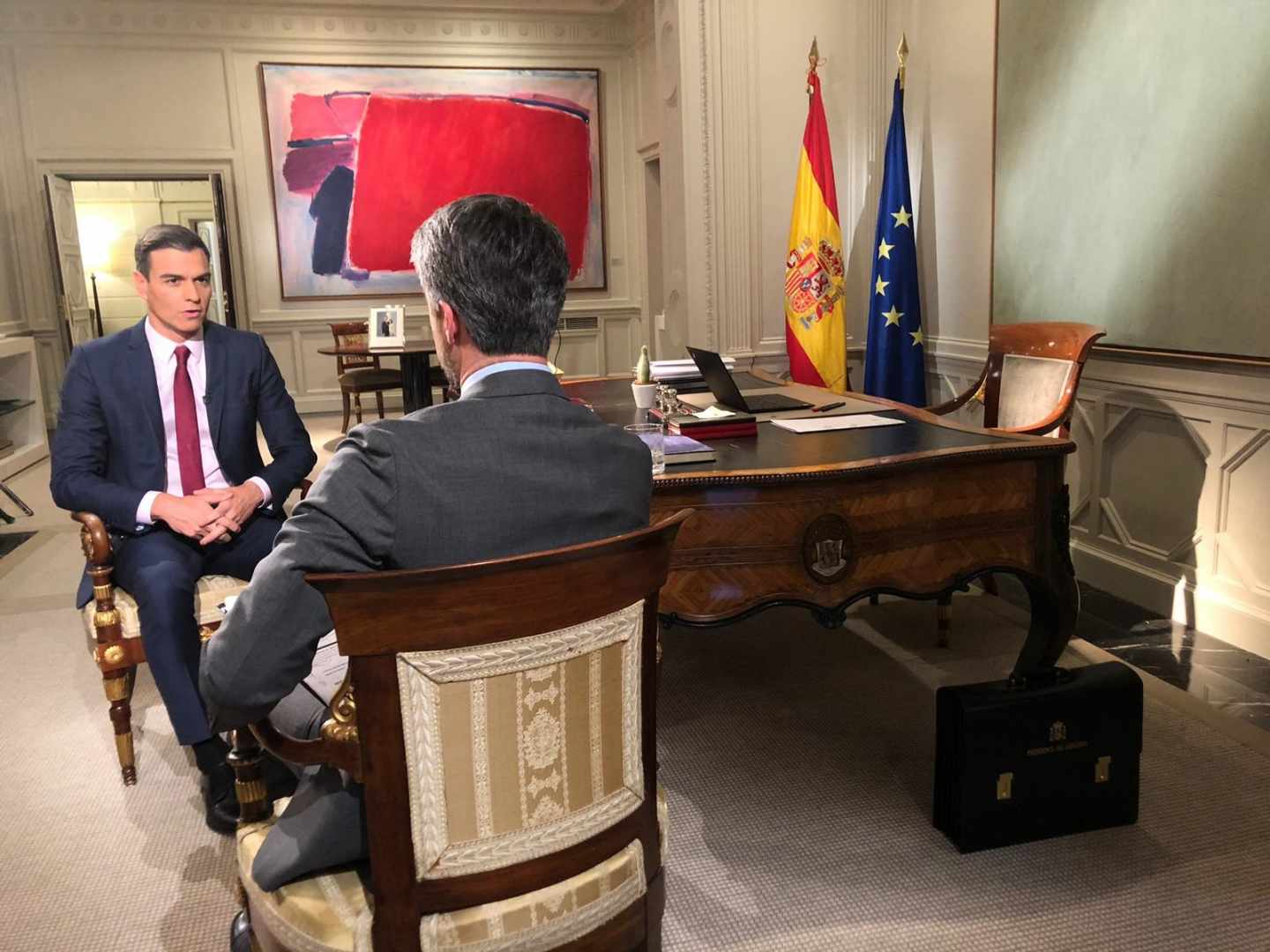 El presidente del Gobierno, Pedro Sánchez, durante su entrevista en TVE.