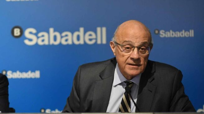 Sabadell aleja los rumores de fusión con Bankia: no hará compras "en años"
