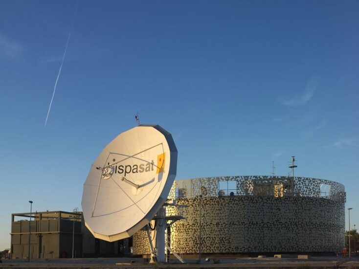 Red Eléctrica, dispuesta a permitir la entrada de socios en el capital de Hispasat.