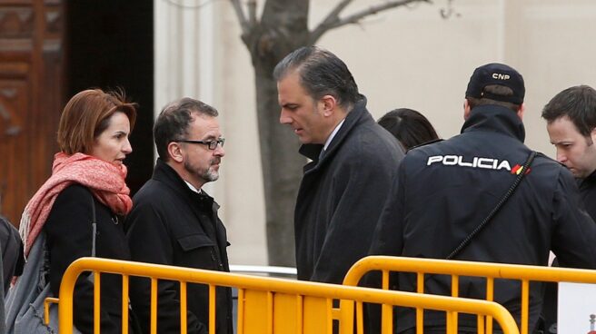 Javier Ortega Smith, antes de una de las sesiones del juicio del procés.