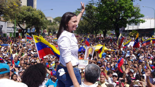 María Corina Machado: "La cuestión no es si Maduro sale o no sale, sino cuándo sale"