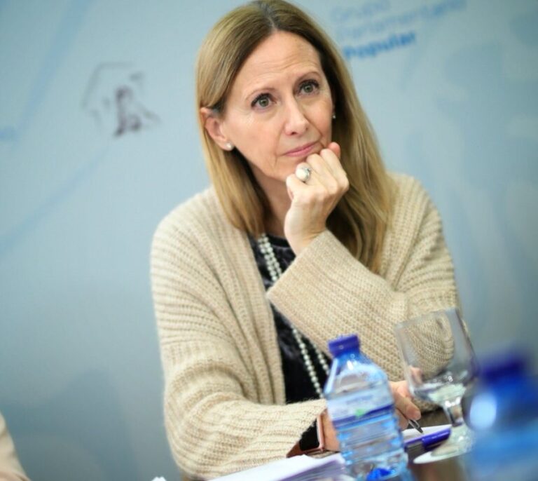"Sánchez sabe que no volverá a ser presidente, por eso se aferra al sillón"