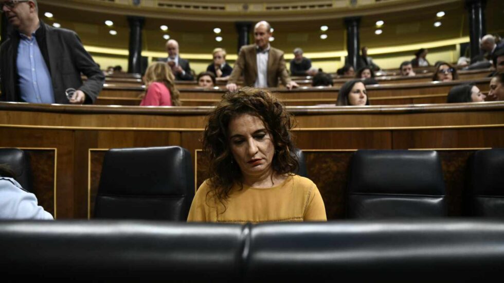 La ministra de Hacienda, María Jesús Montero, en el Congreso de los Diputados.