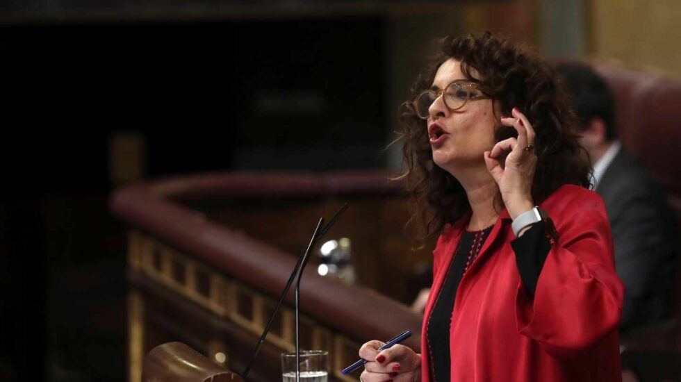 La ministra de Hacienda, María Jesús Montero, durante el debate de totalidad de los Presupuestos 2019.