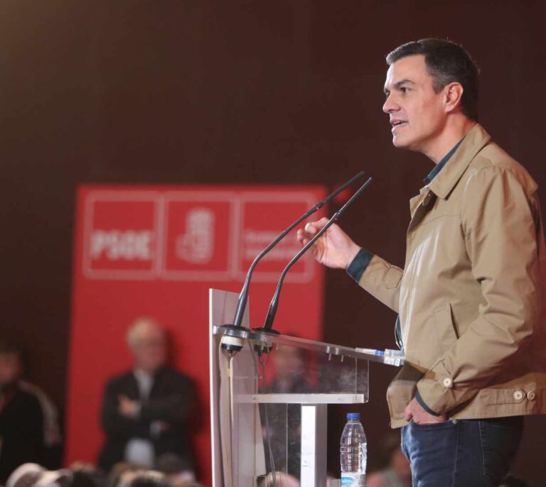 Sánchez exige lealtad a Casado y Rivera ante la crisis de Venezuela