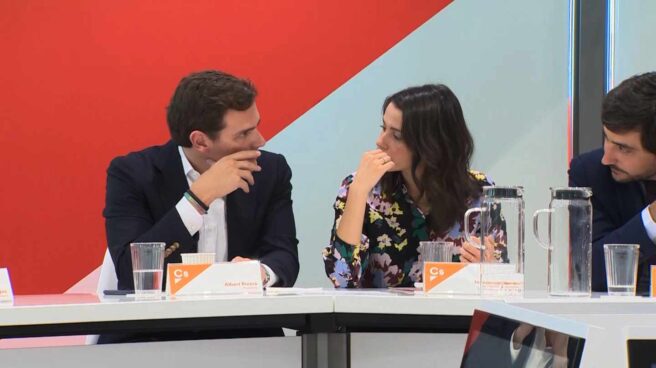 Rivera y Arrimadas, en el Comité Ejecutivo de Ciudadanos. Rivera y Arrimadas, en el Comité Ejecutivo de Ciudadanos.