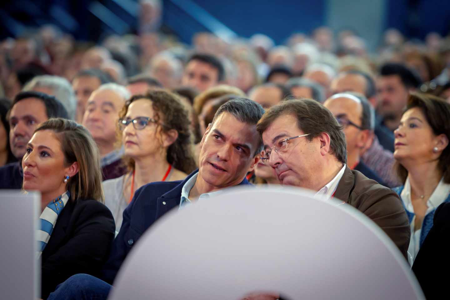 Pedro Sánchez y Guillermo Fernández-Vara, en Mérida.