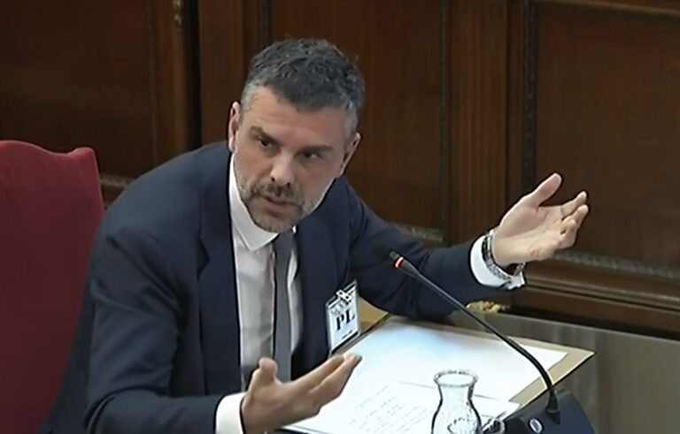 La Fiscalía se opone a la devolución de la fianza de 50.000 euros a Santi Vila
