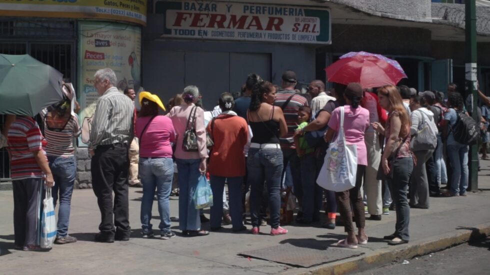 Fotograma del documental "Mujeres del caos venezolano"