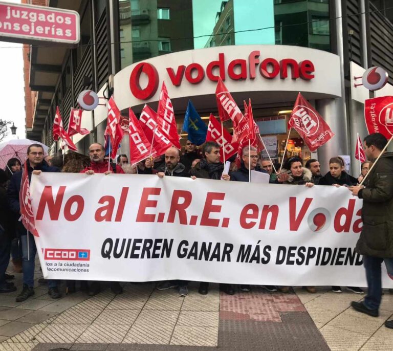 Se disparan los ERE con los despidos en Santander, Caixabank, Vodafone y Ford