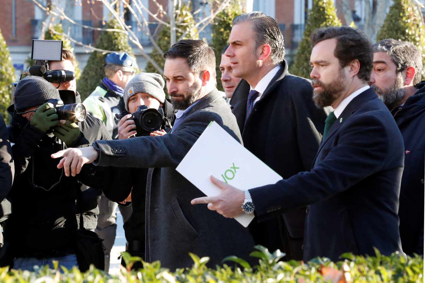 Santago Abascal, Javier Ortega y Iván Espinosa de los Monteros.