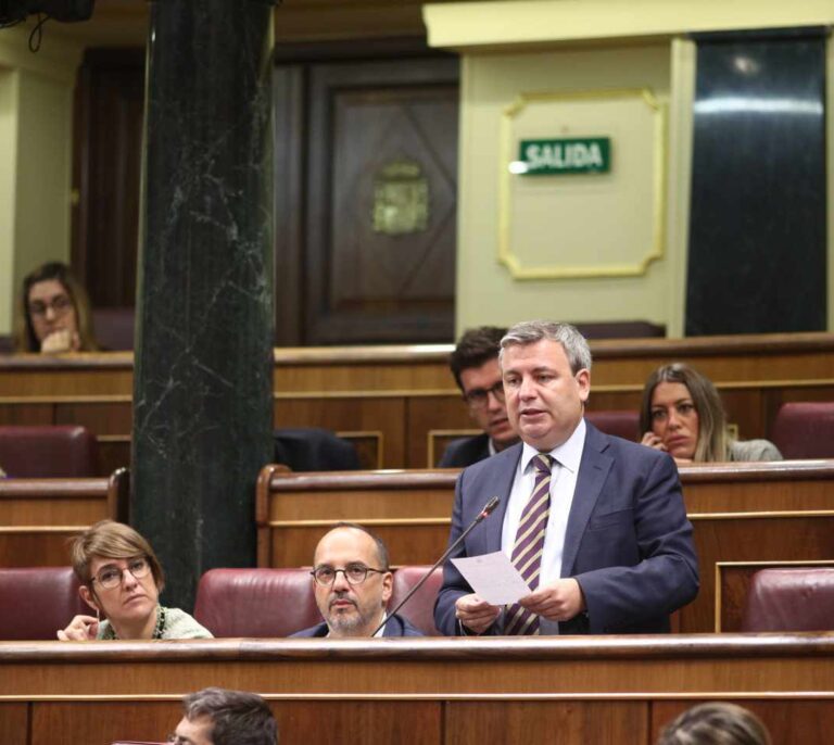 Xuclà (PDeCat) avisa: la movilización de la derecha puede provocar la aprobación de las cuentas de Sánchez
