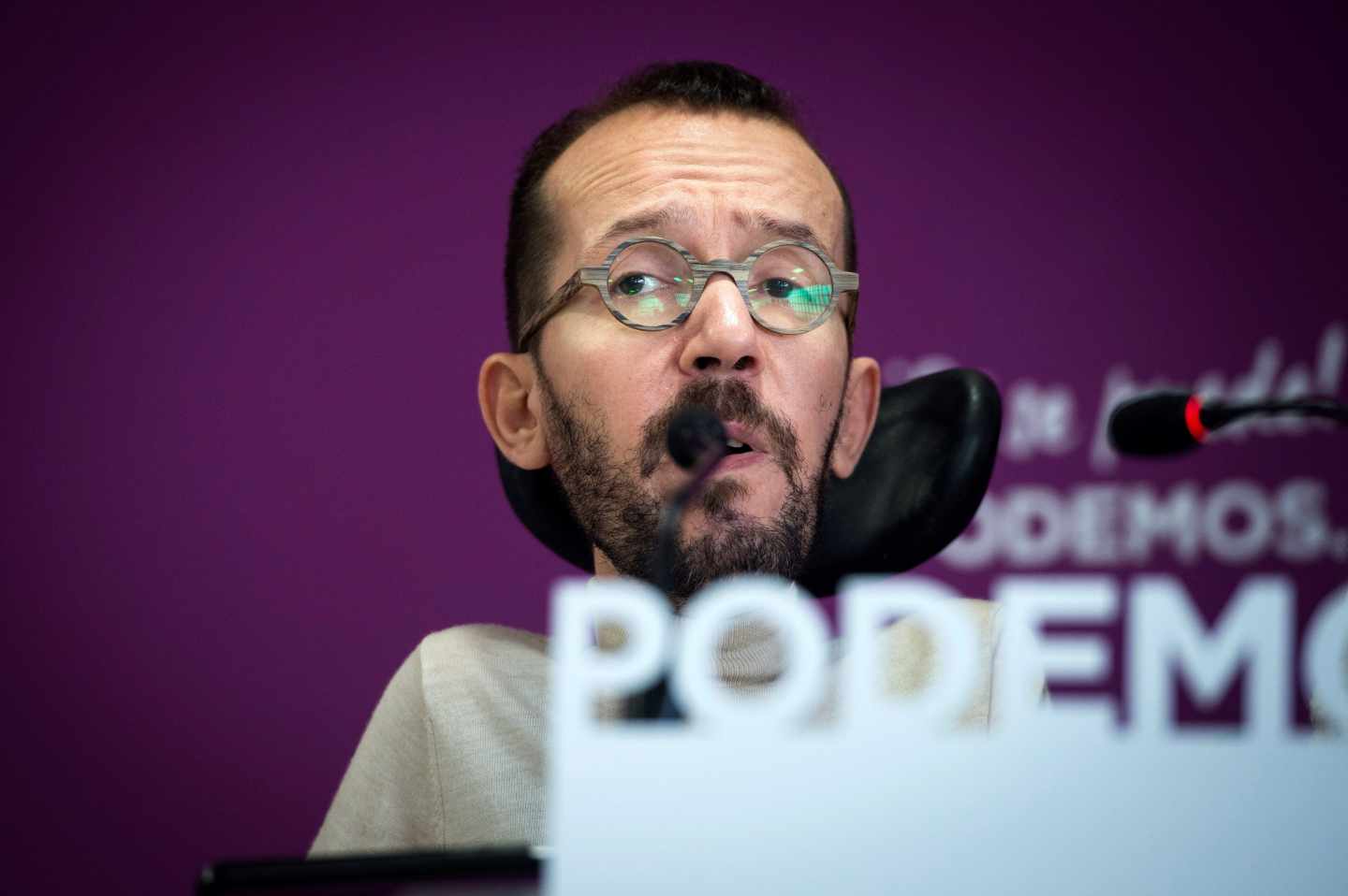 Pablo Echenique defiende a la candidata de Podemos por Ávila, Pilar Baeza.