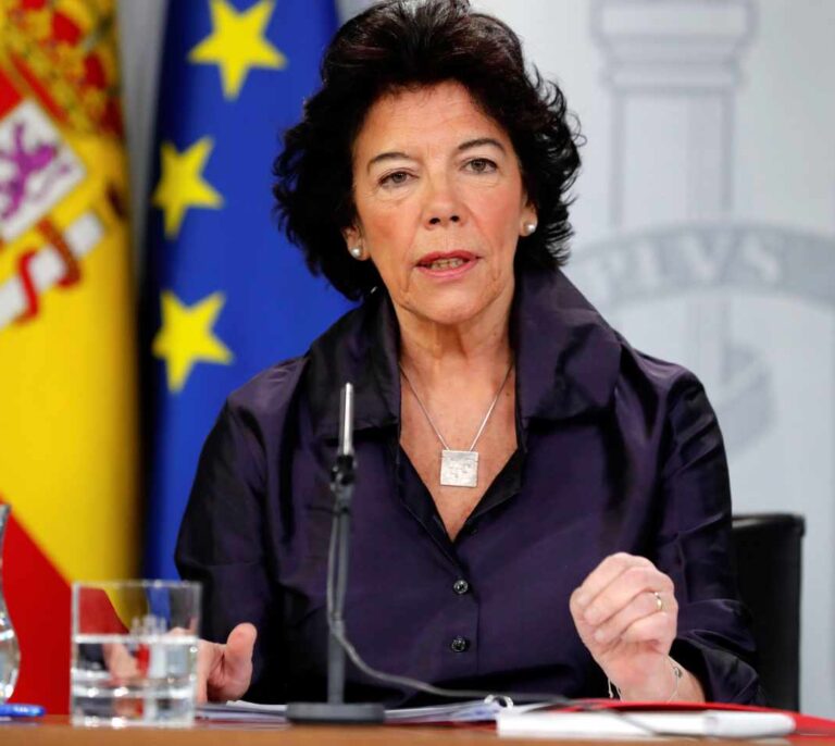La Autoridad Fiscal cifra el coste de los 'viernes sociales' en 920 millones