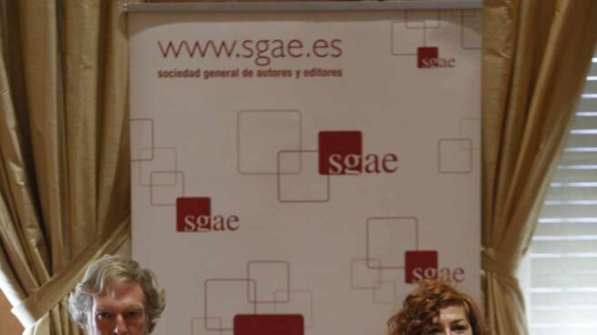 La presidenta de la SGAE, Pilar Jurado, y el nuevo director general, Miguel Recio. La presidenta de la SGAE, Pilar Jurado, y el nuevo director general, Miguel Recio.