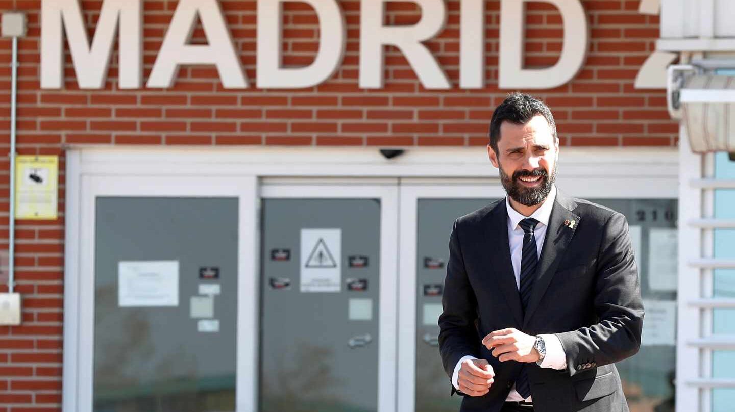 El presidente del Parlament, Roger Torrent, en la cárcel de Alcalá Meco.