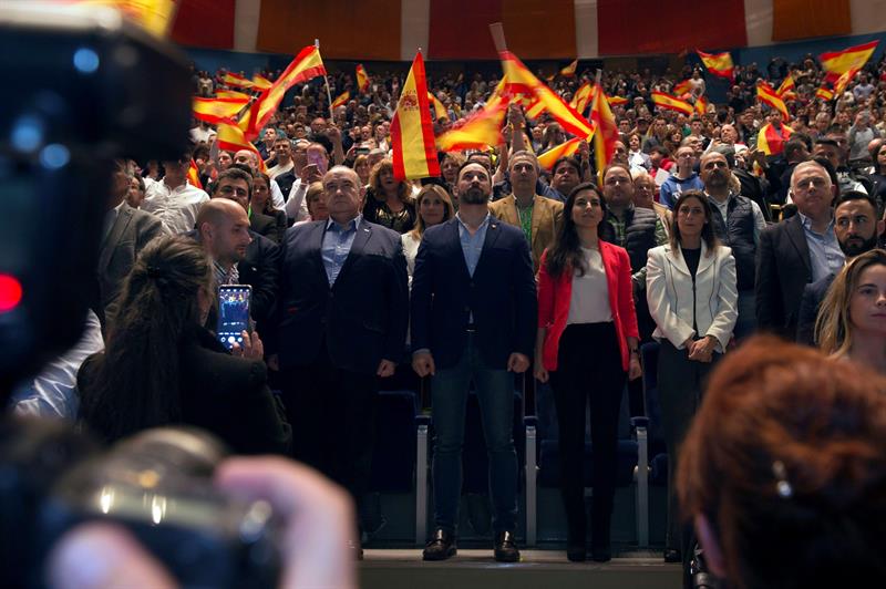 Abascal: "La 'derechita' además de cobarde es mentirosa"