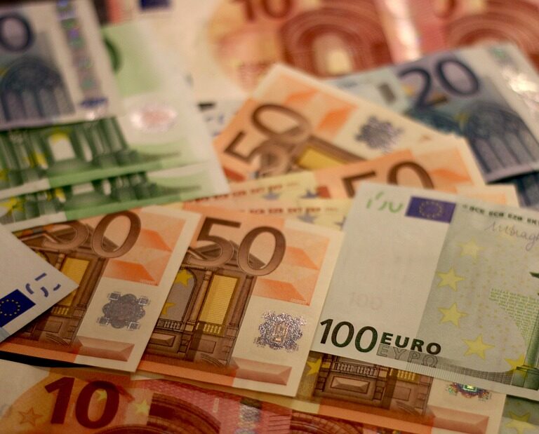 El Banco de España deja de fabricar dinero para frenar los contagios