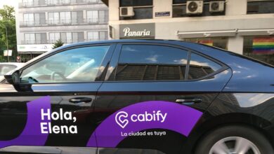 Cabify priorizará en su app a coches con mampara y prevé instalarla en el 95% de la flota