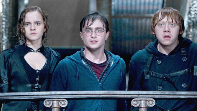 Fotograma del cast de Harry Potter durante la séptima entrega