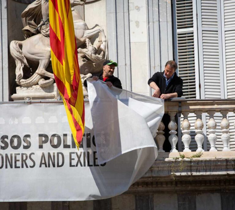 El TSJC confirma la citación de Torra como investigado por la "batalla de los lazos"