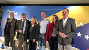 Savater: "La deriva totalitarista decadente en Venezuela debería ser algo personal para los españoles"