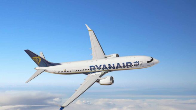 Ryanair inicia un ERE para 512 empleados por el cierre de cuatro bases en España