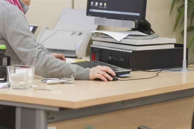 El absentismo laboral en su conjunto supone la pérdida de más de 400 millones de horas trabajadas.