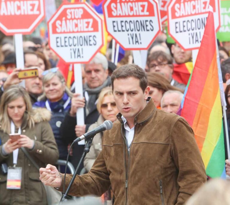 Cs reacciona contra el machismo de Vox con un decálogo feminista para el 8M