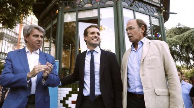 angel garrido garcía escudero Ángel Garrido y García Escudero en una imagen de archivo junto a Pablo Casado
