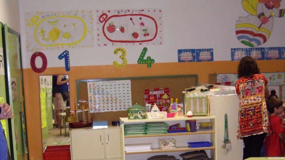 Los padres de niños de tres años tienen que elegir colegio este abril.