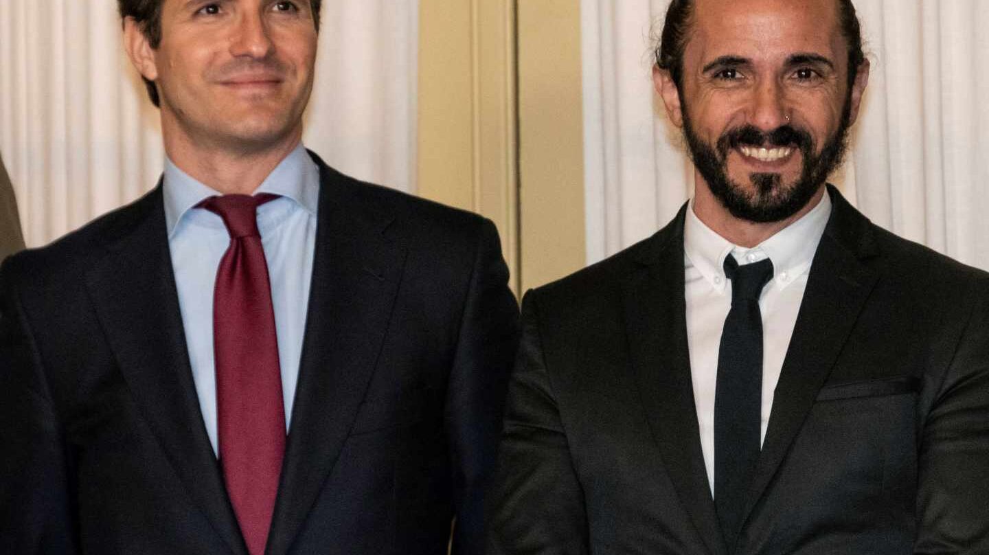 El presidente del Partido Popular Pablo Casado, y Balti Picornell (d), presidente del Parlament Balear.