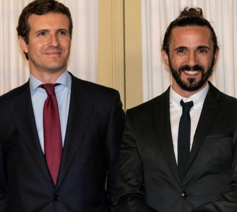 Casado cree que es de "república bananera" que Sánchez gobierne con 30 decretos ley
