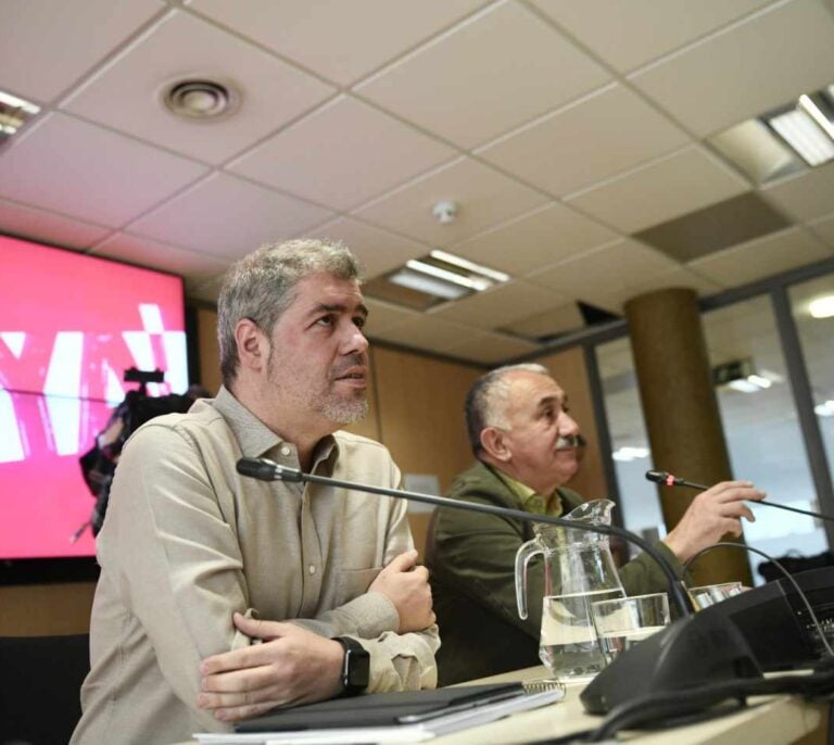 CCOO y UGT usan la "radicalización" de CEOE para exigir un 'decretazo' laboral