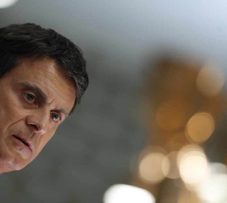 Valls apela a la unidad constitucionalista el 10-N: "Aquí no hay rojos ni azules"