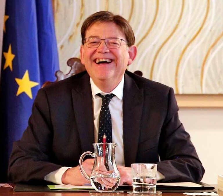 Ximo Puig y el mito de Narciso llevado a la prensa