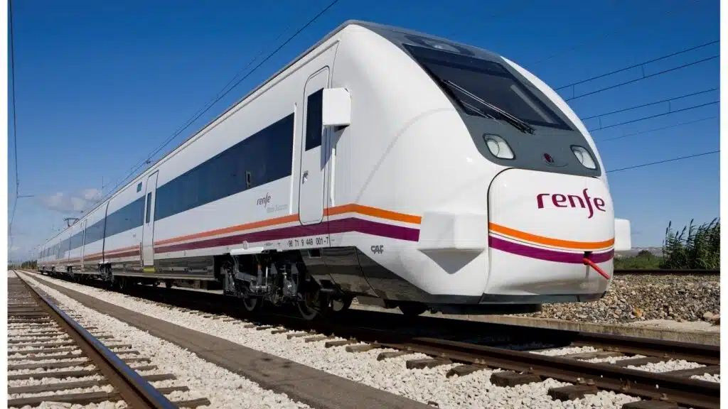 Oferta de empleo en Renfe para directivos y operadores de manteimiento