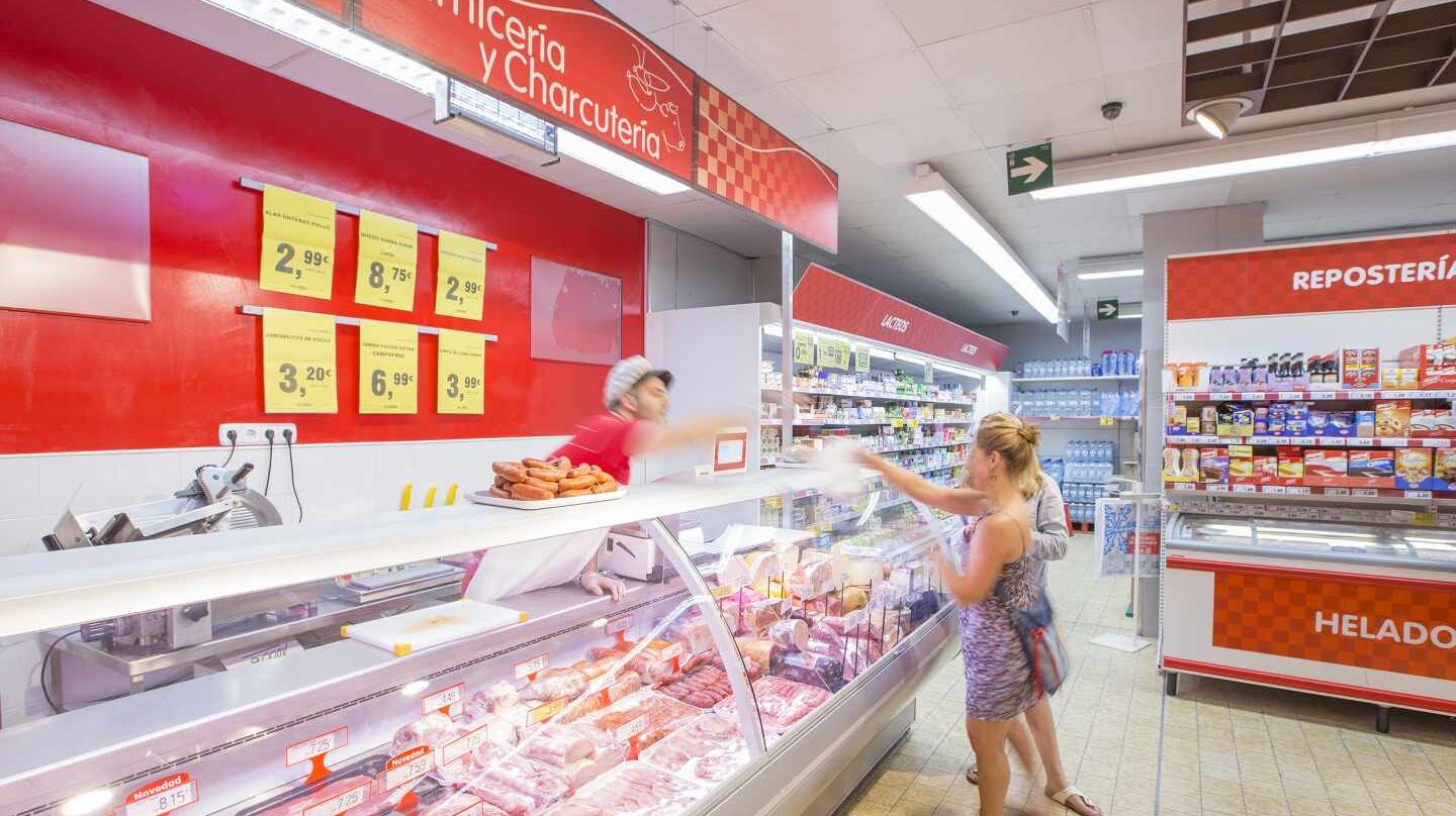 Valencia, Andalucía y Madrid concentran la mitad de los despidos planteados por Dia.