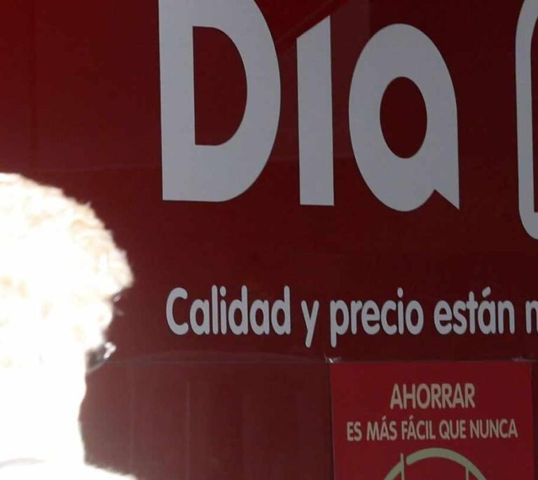 Fridman eleva su disputa con el consejo de Dia y le acusa de engañar a los accionistas
