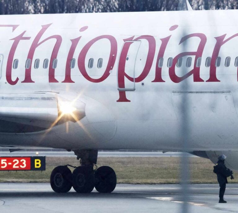 China prohíbe a sus aerolíneas volar con Boeing 737 tras el accidente de Ethiopian