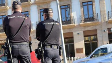 La Policía manda a La Línea a agentes de una base de Madrid en la que hay un caso positivo