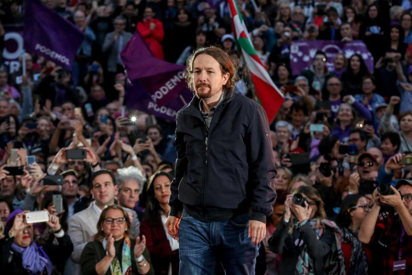 Podemos pide prohibir por ley que los bancos financien a los partidos y medios